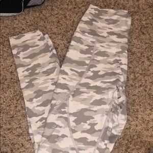 White camo AERIE leggings